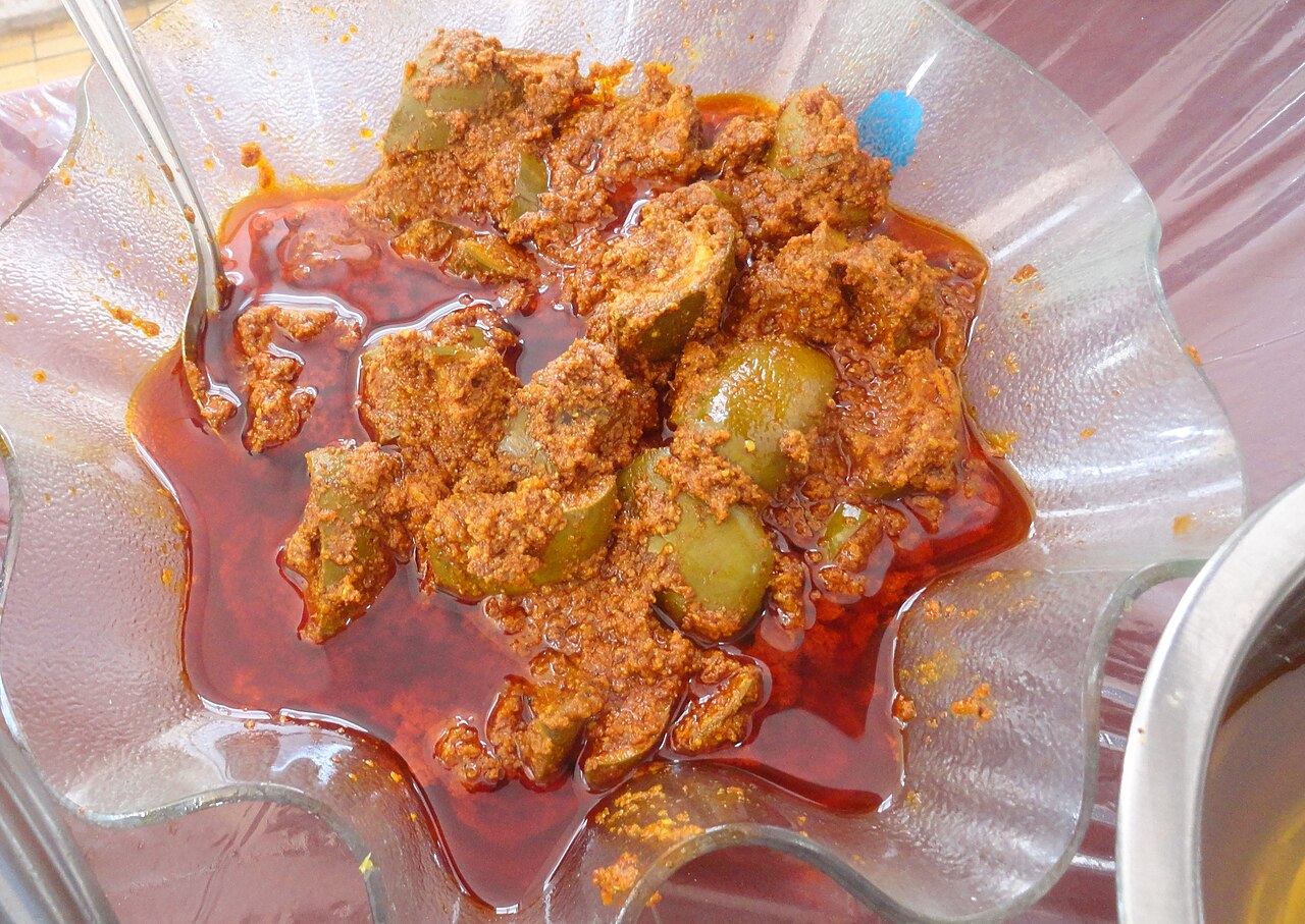 Avakkai Mango Pickle