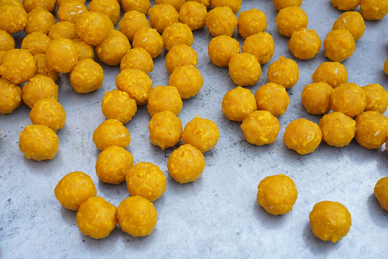 Motichoor Ladoo